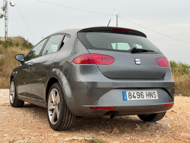 SEAT León 1.2 TSI 105cv 2013 Gris