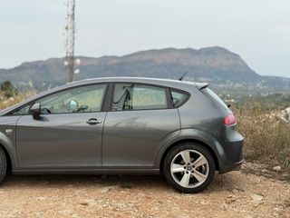 SEAT León 1.2 TSI 105cv 2013 Gris Daytona