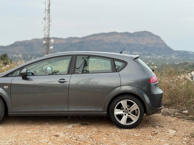 SEAT León 1.2 TSI 105cv 2013 Gris