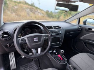 SEAT León 1.2 TSI 105cv 2013 Gris Daytona