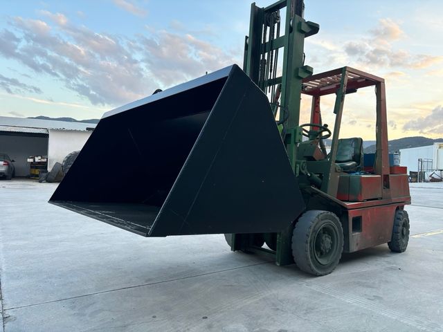 Cazo pala carretilla elevadora