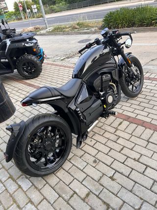 99€/Mes Leonart 125cc 2025 