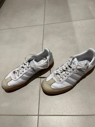 Zapatillas Adidas Samba blancas y azules
