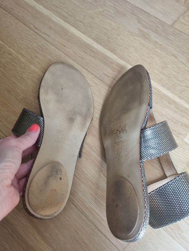 Sandalias planas plateadas