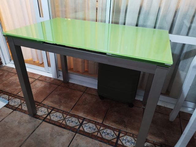 Mesa cristal verde extensible 60x100x74