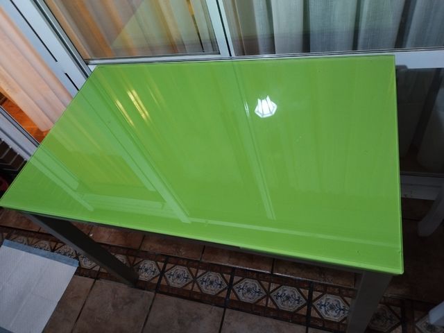 Mesa cristal verde extensible 60x100x74