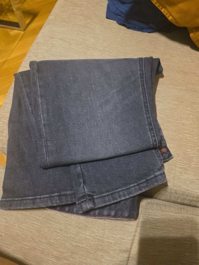 Pantalones negros El Ganso