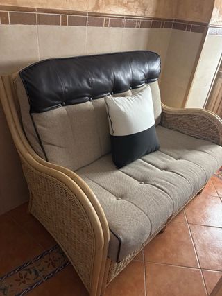 Juego sofás y mesa de mimbre Emiratos Árabes