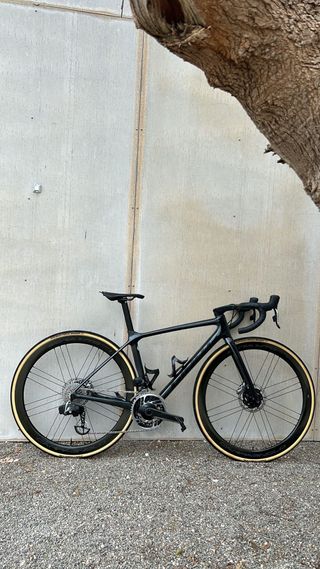 GIANT TCR PRO ( SRAM RED ETAP AXS 12V)