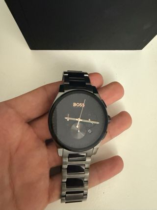 Reloj Hugo Boss negro elegante