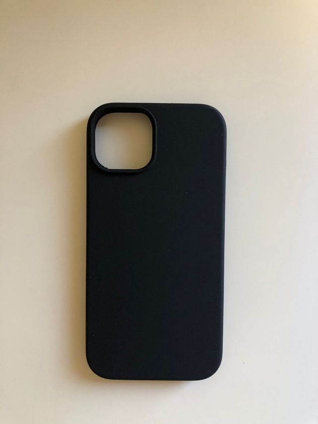 Funda nueva iphone 14 negra silicona