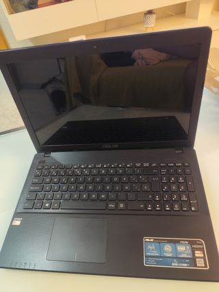 Ordenador portátil asus