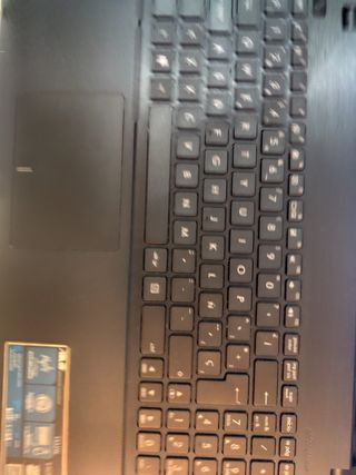 Ordenador portátil asus