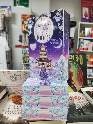 La balada de las tres lunas