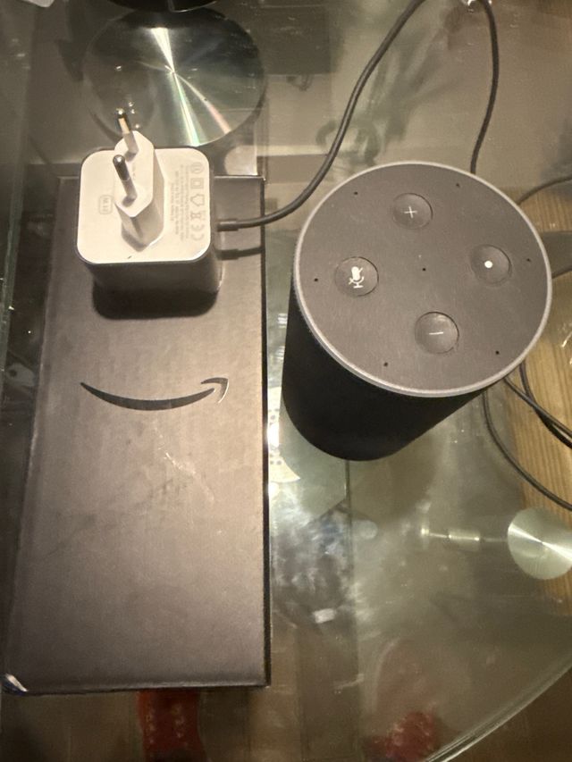 Echo Plus 2ª Gen - Alexa Gris Oscuro