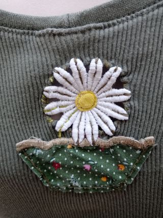 Top corto de canalé verde oliva