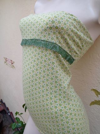 Top sin tirantes estampado floral