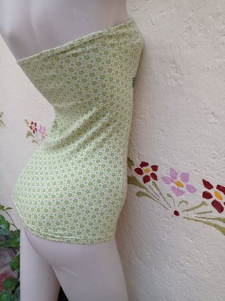 Top sin tirantes estampado floral