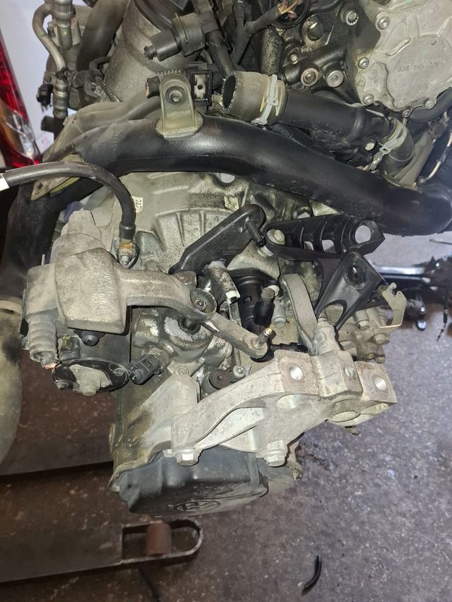 Caja de cambios 1.9TDI 105cv 5 velocidades BLS/BXJ