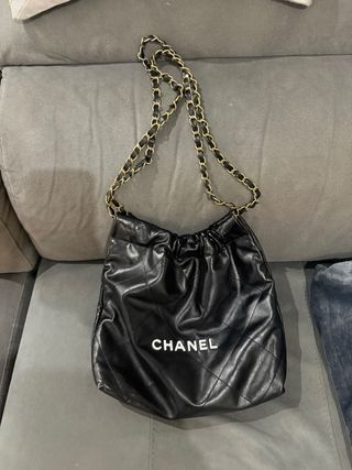 Bolso - Saco Negro con Cadena Dorada