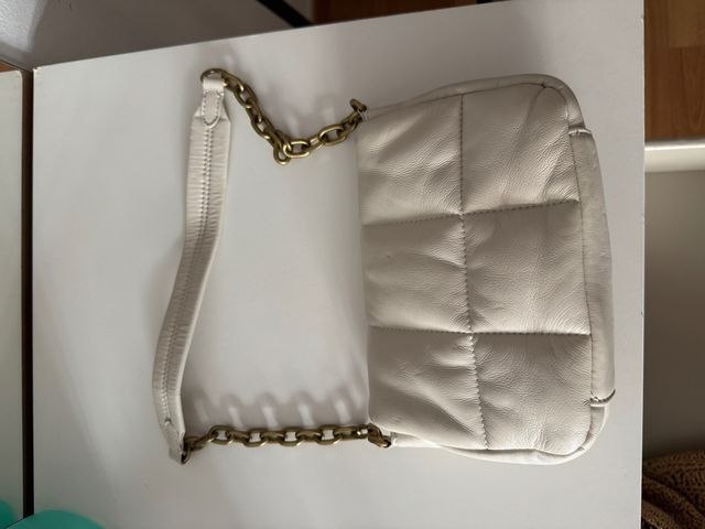 Bolso bandolera blanco acolchado