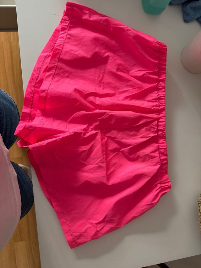 Shorts deportivos fucsia