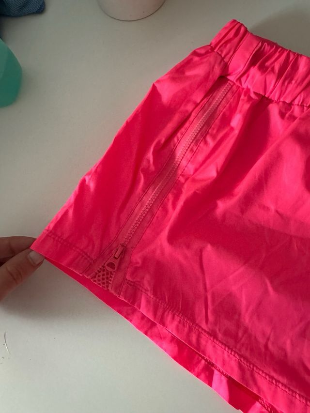 Shorts deportivos fucsia