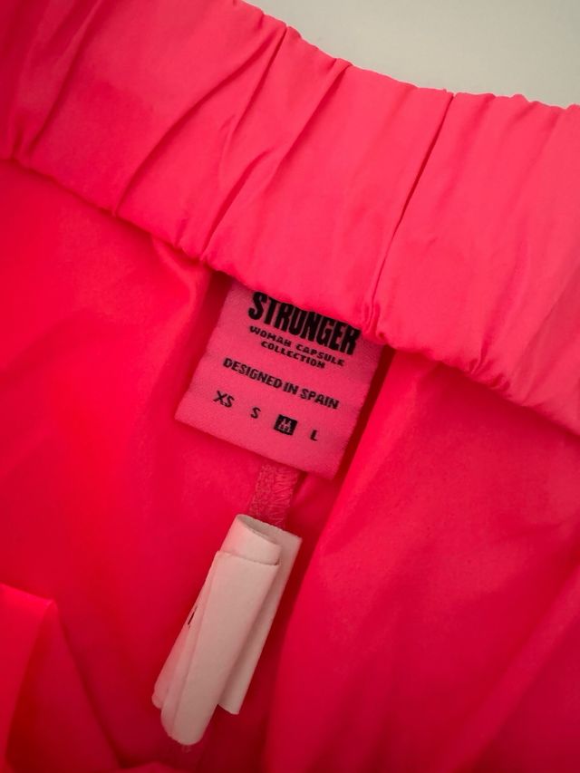 Shorts deportivos fucsia