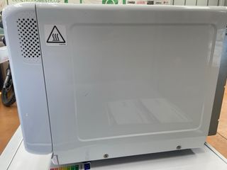 Horno microondas integrable libre instalacion.