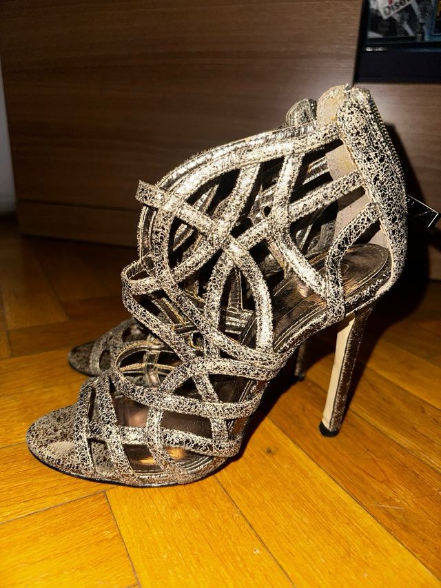 Sandalias tacón dorado 11cm