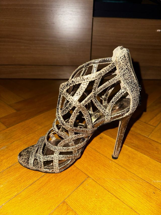 Sandalias tacón dorado 11cm