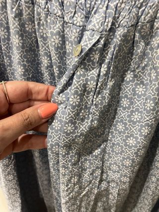 Falda larga estampada botones