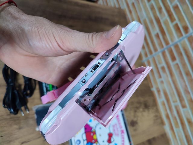 PSP 3004 Rosa Hello Kitty