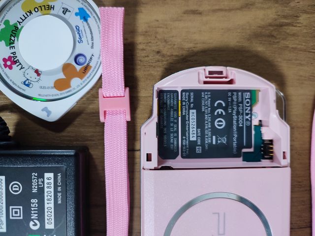 PSP 3004 Rosa Hello Kitty