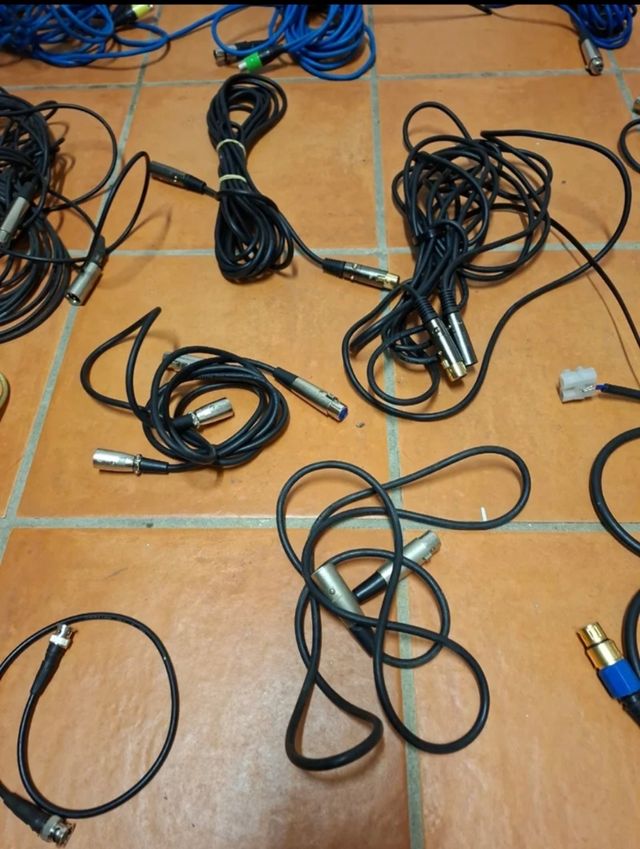 Vendo varios cables para audio y sonido 