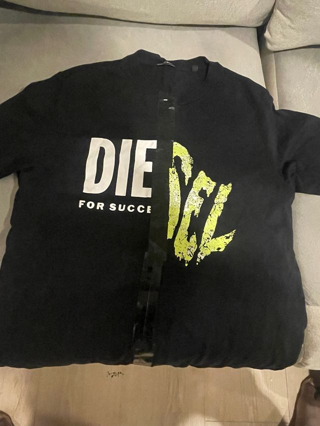 Camiseta Diesel negra