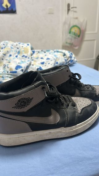 Zapatillas Jordan Air 1 Gris/Negras