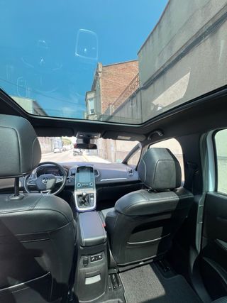 Renault Grand Scenic 2022