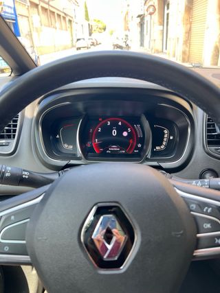Renault Grand Scenic 2022