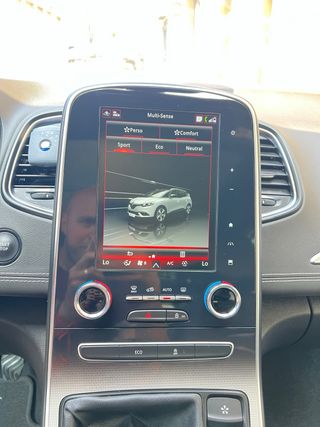 Renault Grand Scenic 2022