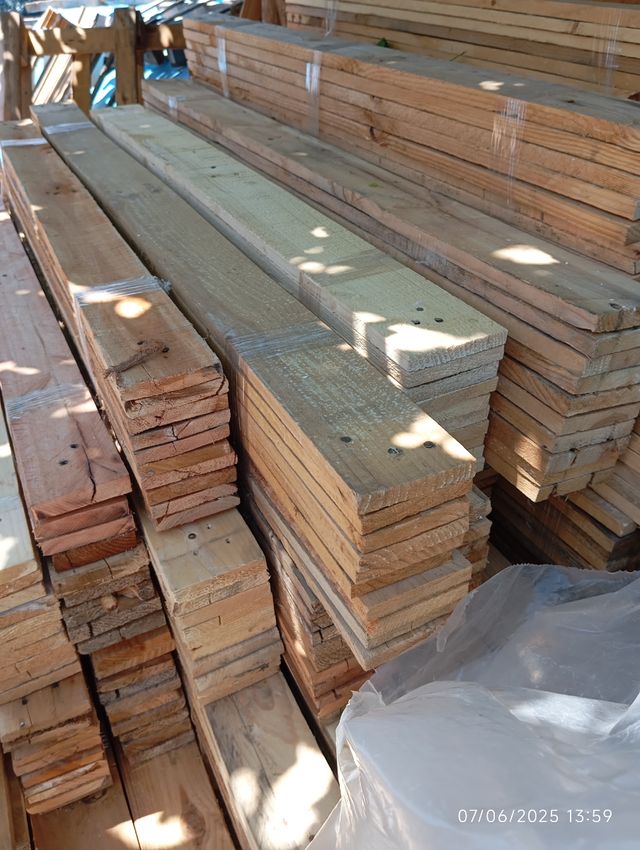Tablas madera de palets.