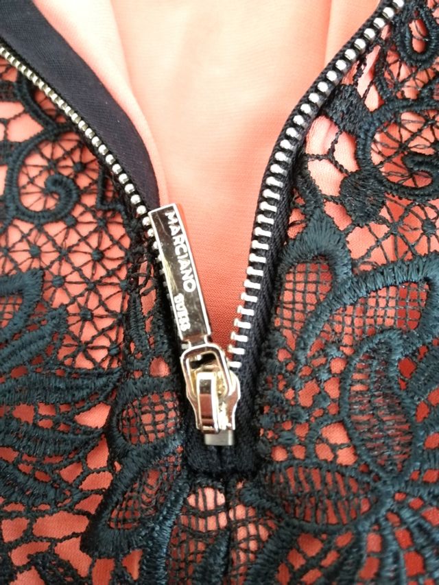 Abito Marciano Guess pizzo nero corallo XS