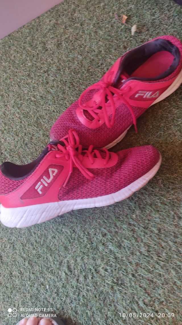 Zapatillas Fila rojas