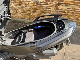 Zontes 125E - Maxi Scooter 2024