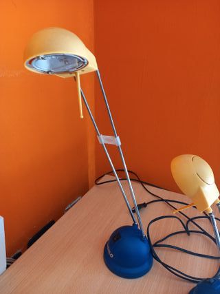2 Lumi RITRO regolabili, blu e gialla