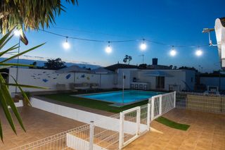 Parcela con piscina - Aljarafe