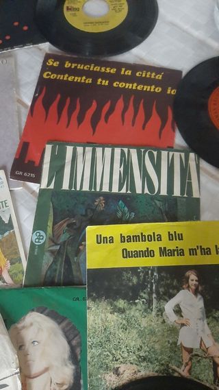 Vinili 45 giri anni '60/'70