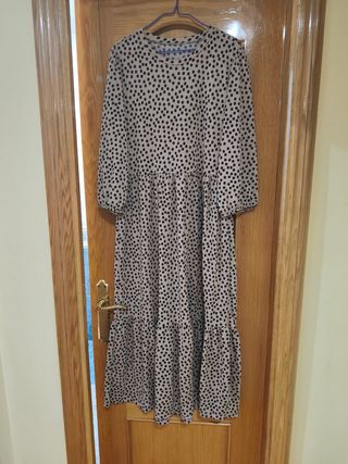 Vestido Zara lunares beige talla M