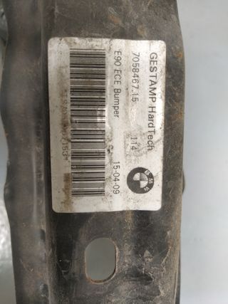 Refuerzo paragolpes BMW E90