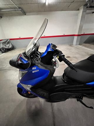 SYM Joymax 300i Star Stop.
